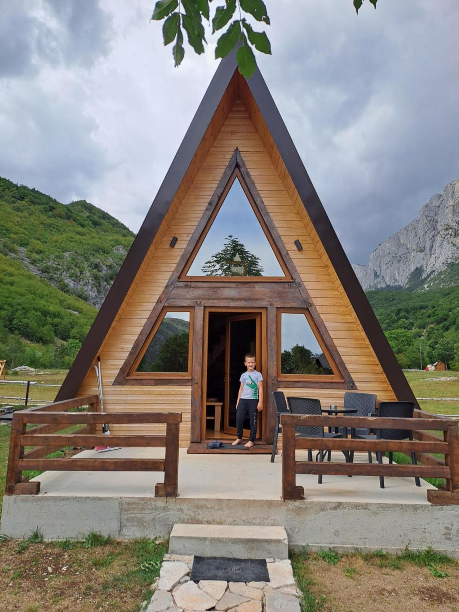 Wooden Cottages Konak Savnik Экстерьер фото