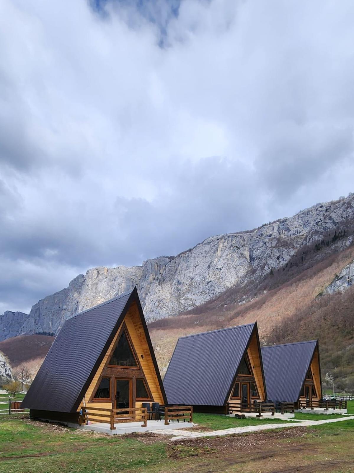 Wooden Cottages Konak Savnik Экстерьер фото