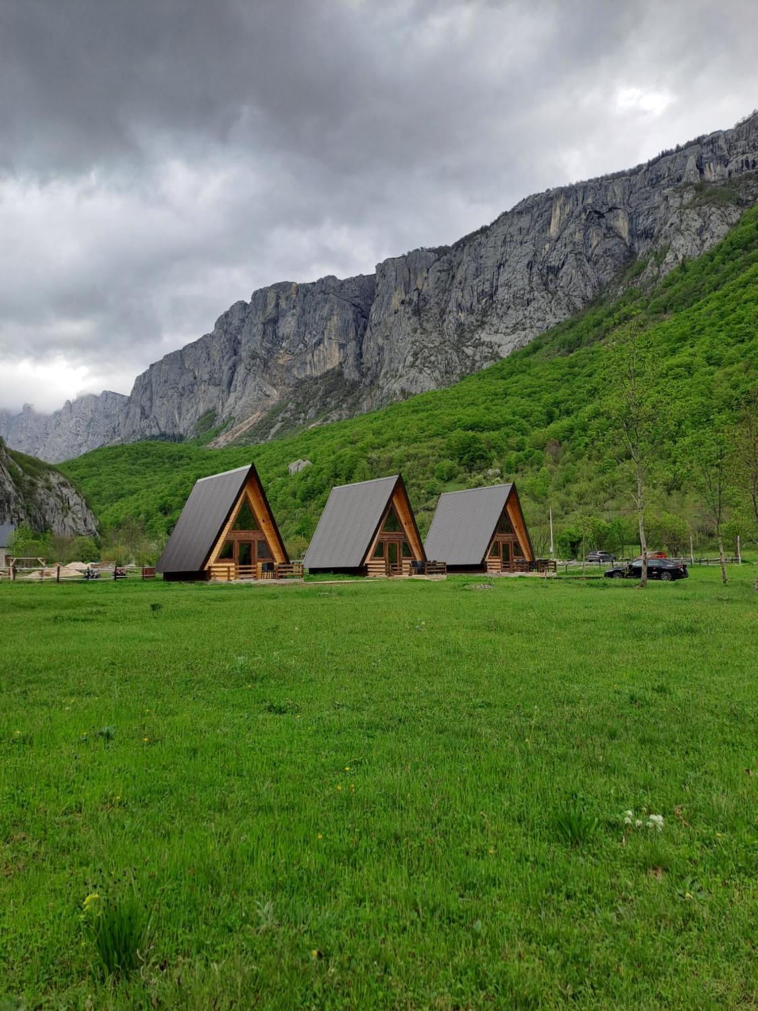Wooden Cottages Konak Savnik Экстерьер фото